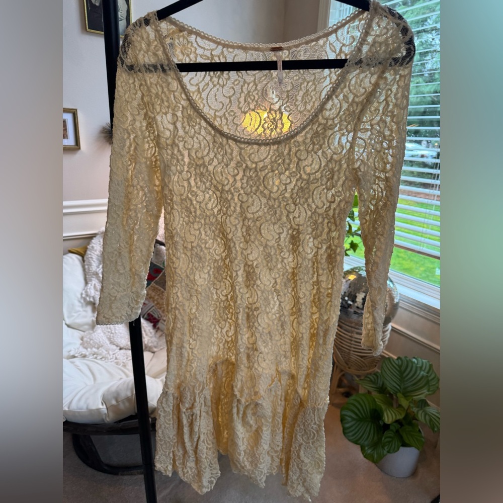 Free People- lace knee length boho dress, sz M